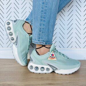 ⭐Rare Nike Air Max DN SE Sz 9 Women Shoes Sneakers Seafoam Mint Green HJ9636-001
